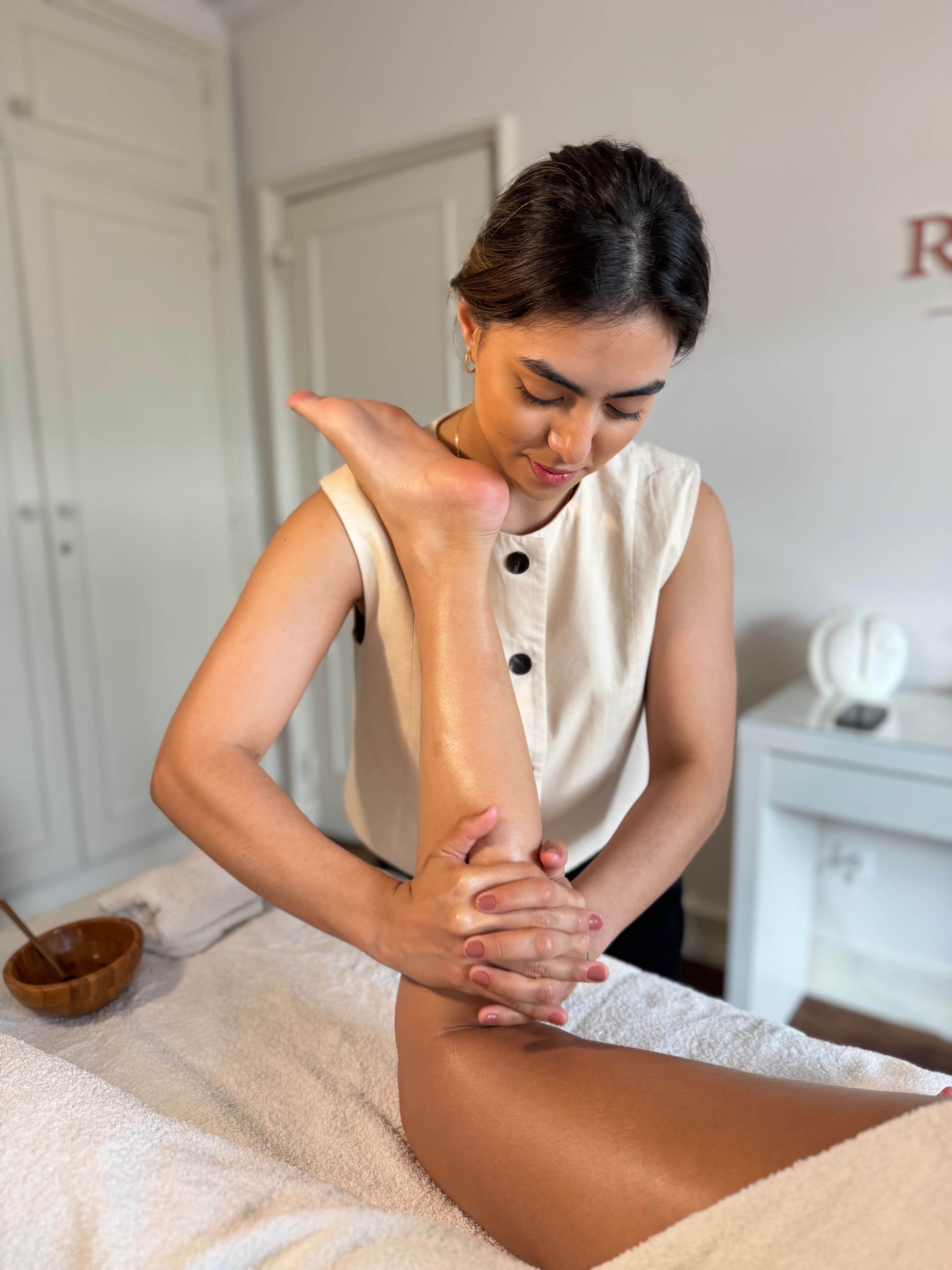 Ana Paula Dorval — Massoterapia em Lisboa